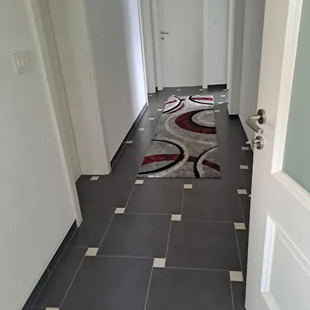 Edo Skala Apartment Bihac
