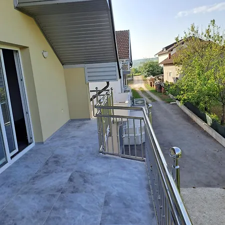 Edo Skala Apartman *