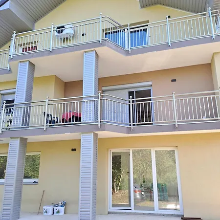 Edo Skala Apartment